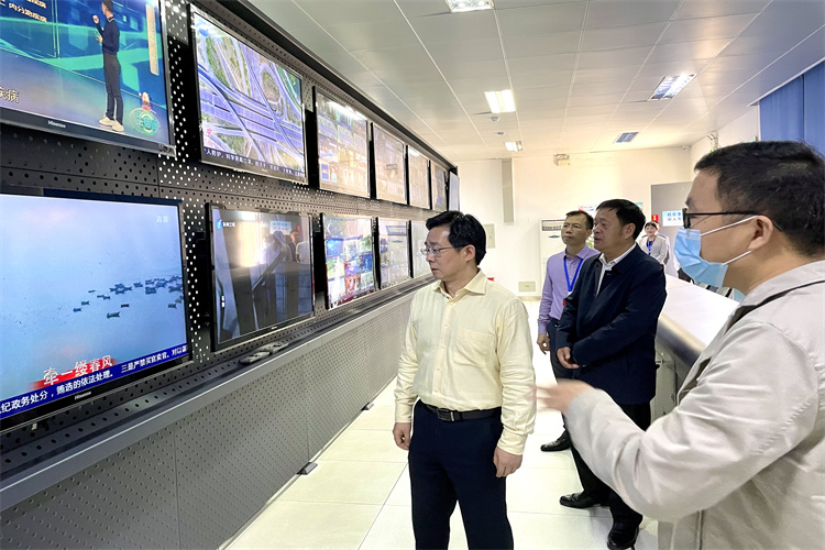 黄苇洲总经理一行赴平潭分公司调研工作-2.jpg 黄苇洲总经理一行赴平潭分公司调研工作-2.jpg