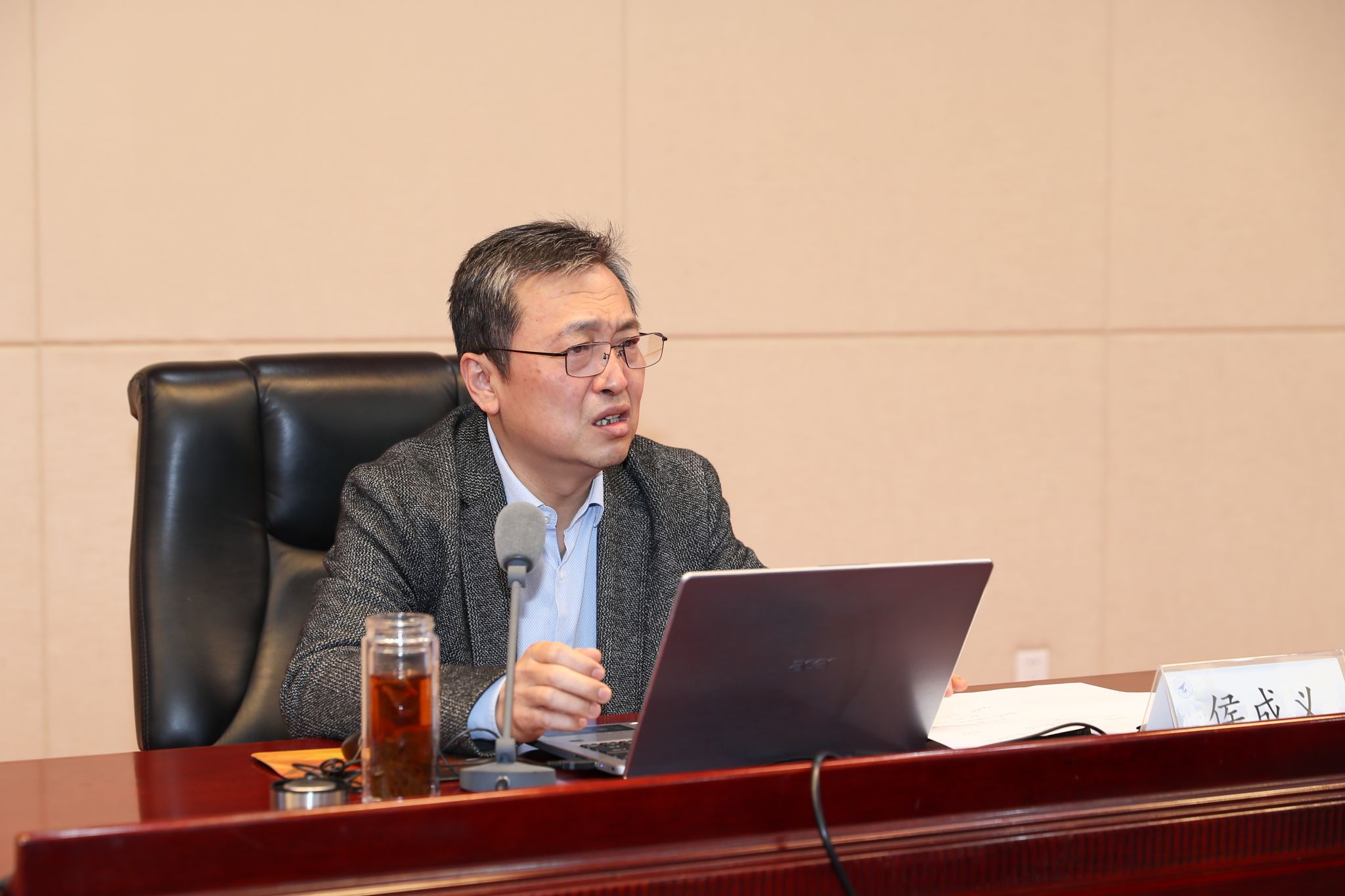 ZHOU5013-2.jpg